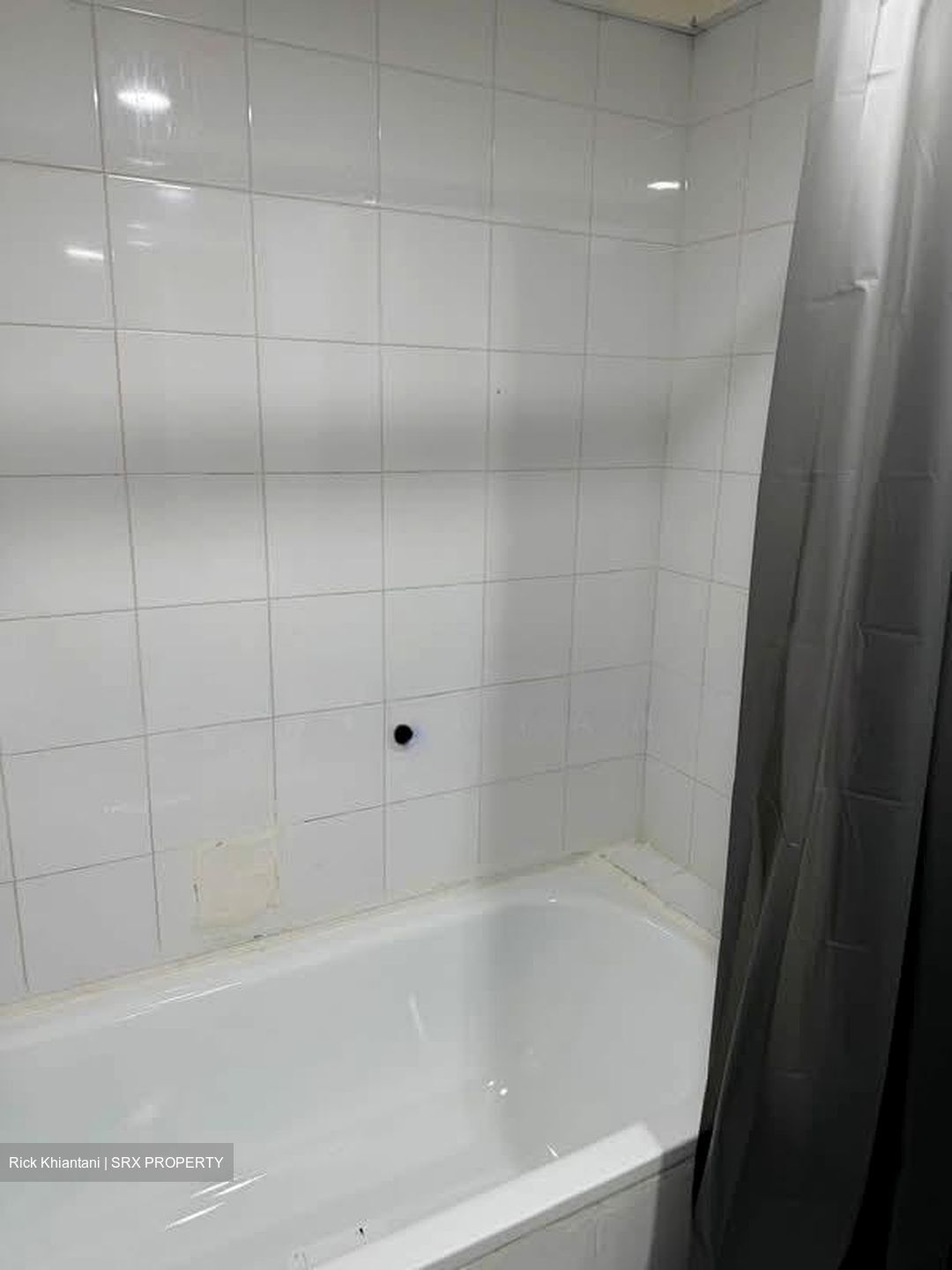 International Plaza (D2), Apartment #592366091